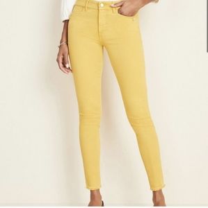 Anne Taylor Modern Jeans yellow
